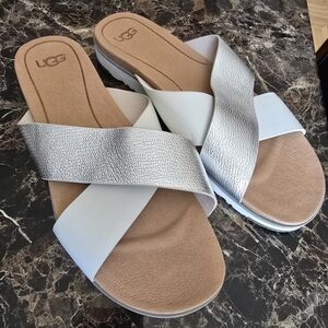 UGG Zayne Crossband Sandals